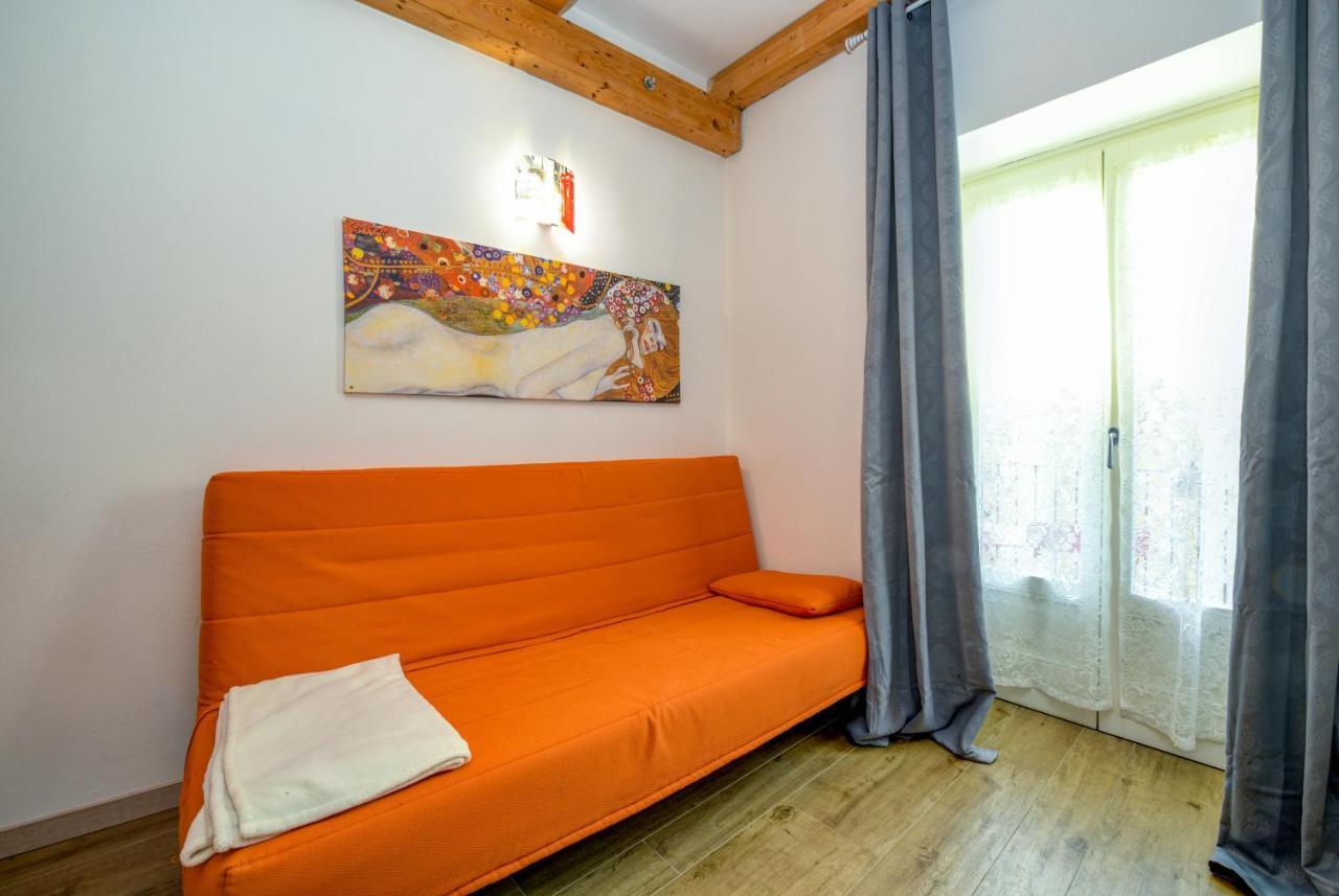 Casa Nel Borgo - Il Picchio Apartment Tremosine Exterior photo